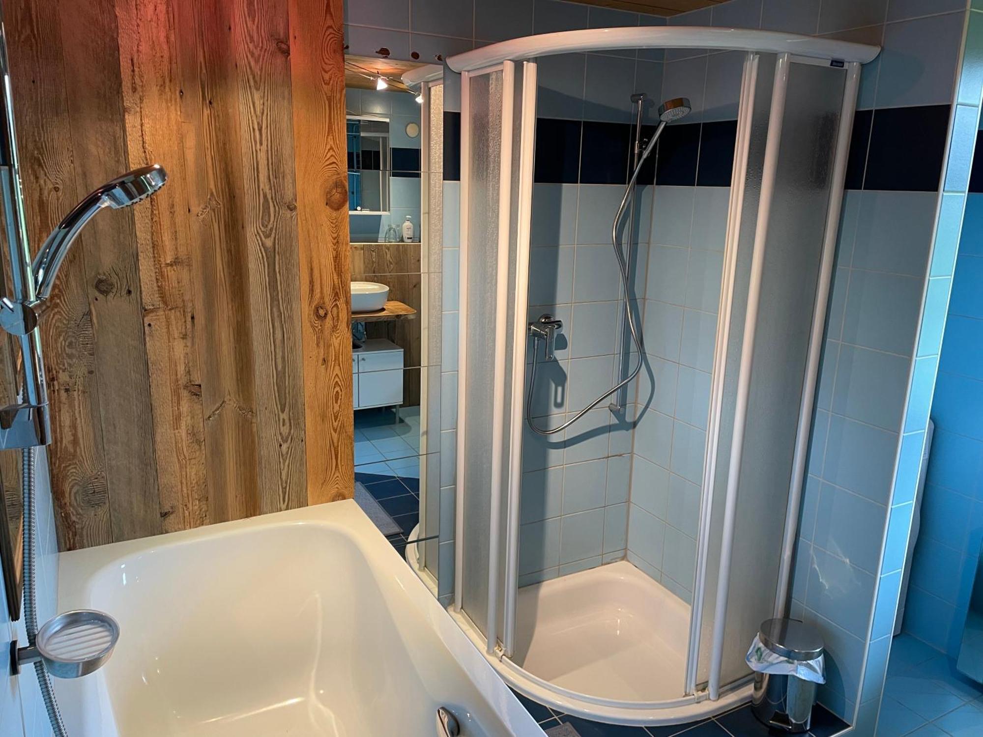 פרוטיגן Edelweiss 4 Zi Ferienwohnung In Landhaus מראה חיצוני תמונה